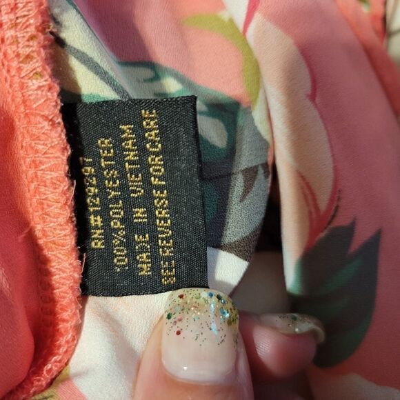 Iman   Ladies Pink Multicolor Floral Wrap Blouse, sz Large - Picture 13 of 14